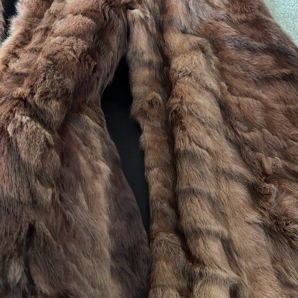 Vintage muskrat mink fox fur herringbone pattern soft brown cape overcoat - Picture 16 of 16
